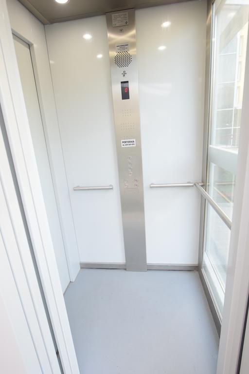 Elegant Apartment Stadion Narodowy Varsovia Exterior foto